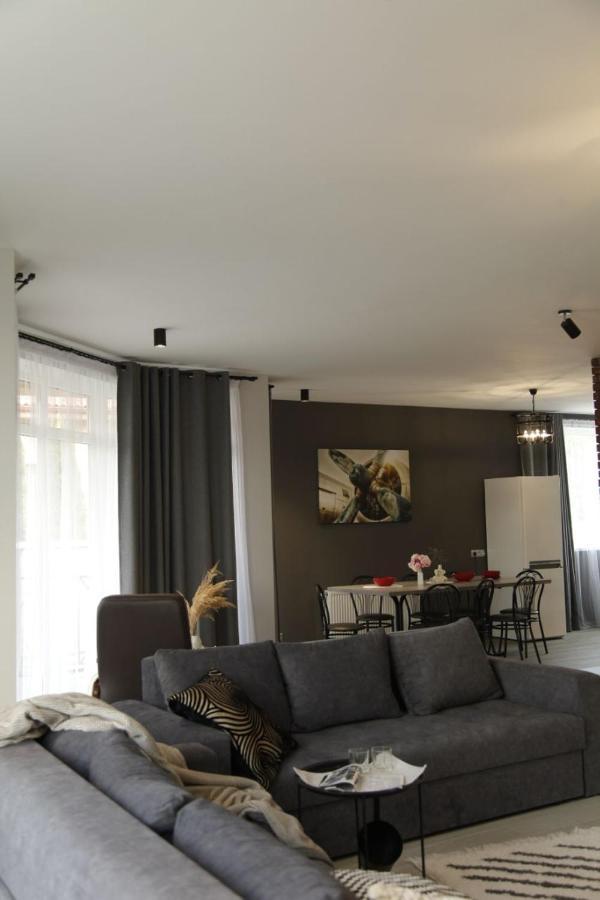 Uzhorod 3 Room Lovely House Dış mekan fotoğraf