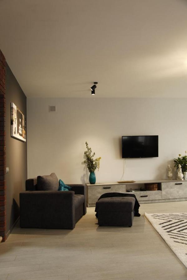 Uzhorod 3 Room Lovely House Dış mekan fotoğraf