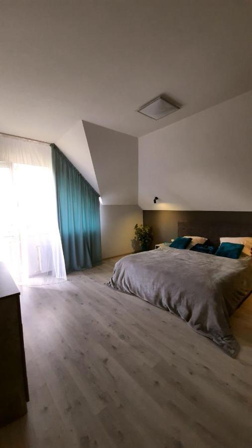 Uzhorod 3 Room Lovely House Dış mekan fotoğraf