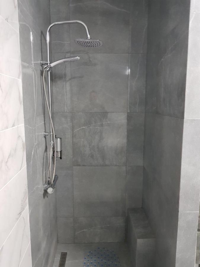 Uzhorod 3 Room Lovely House Dış mekan fotoğraf